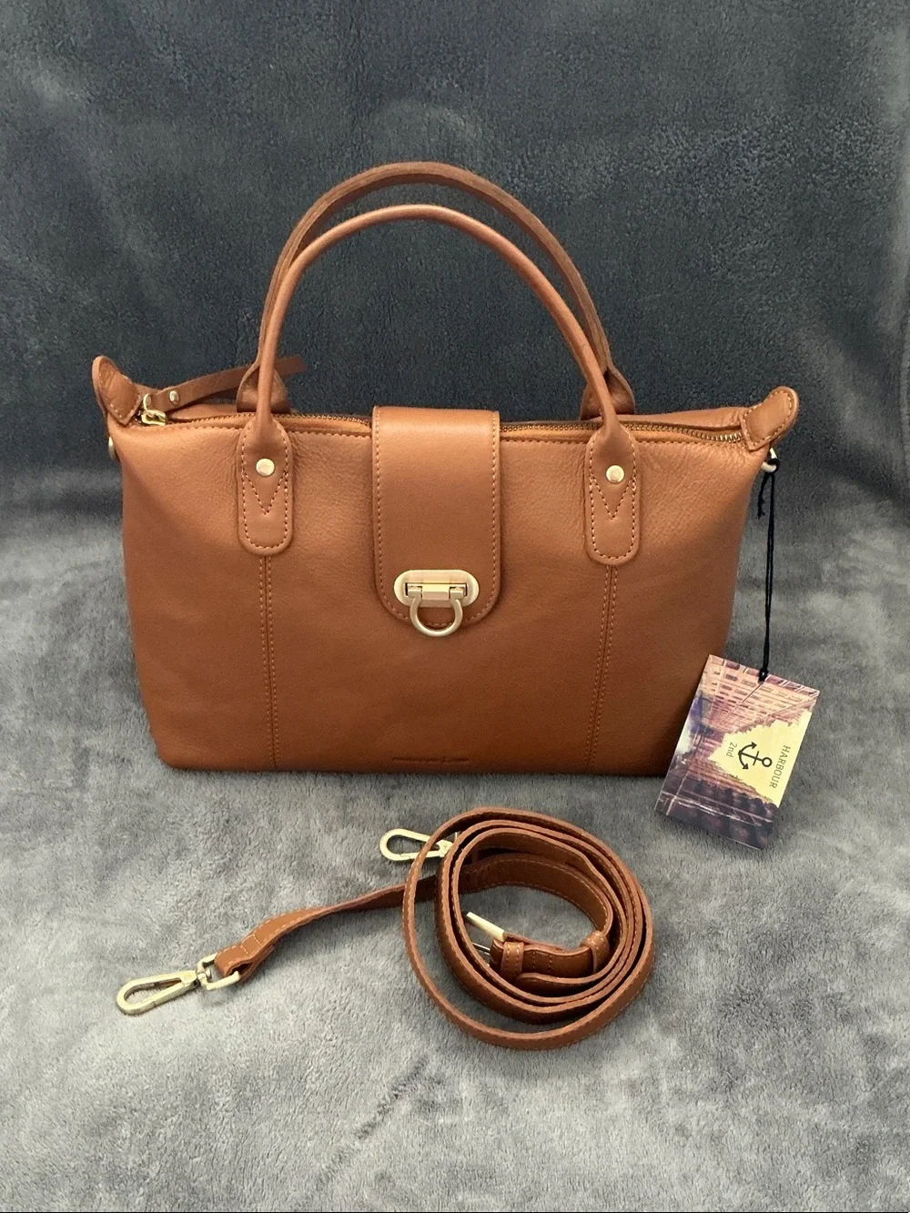 NWT Harbour 2ND Structured Tan Leather Shoulder Bag with Detachable Strap